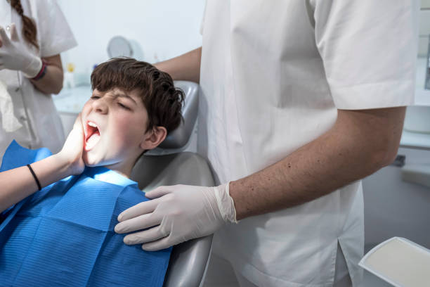 Best Emergency Tooth Extraction  in Crosspointe, VA